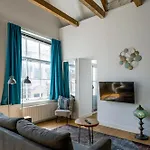 Daire Barbera - Experience Local Life In The Old Centre Haarlem