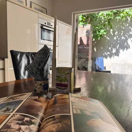 Apartamento Barbera - Experience Local Life In The Old Centre