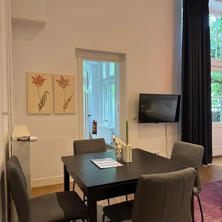 Apartament Barbera - Experience Local Life In The Old Centre