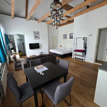 Barbera - Experience Local Life In The Old Centre アパート