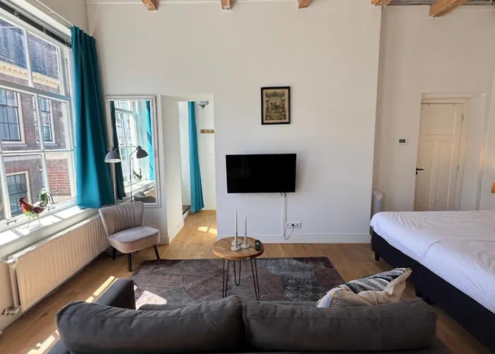 Barbera - Experience Local Life In The Old Centre