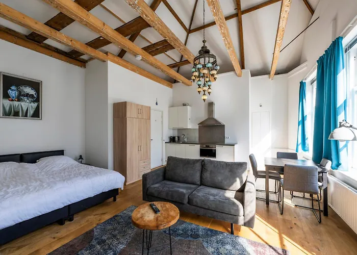 Barbera - Experience Local Life In The Old Centre Haarlem